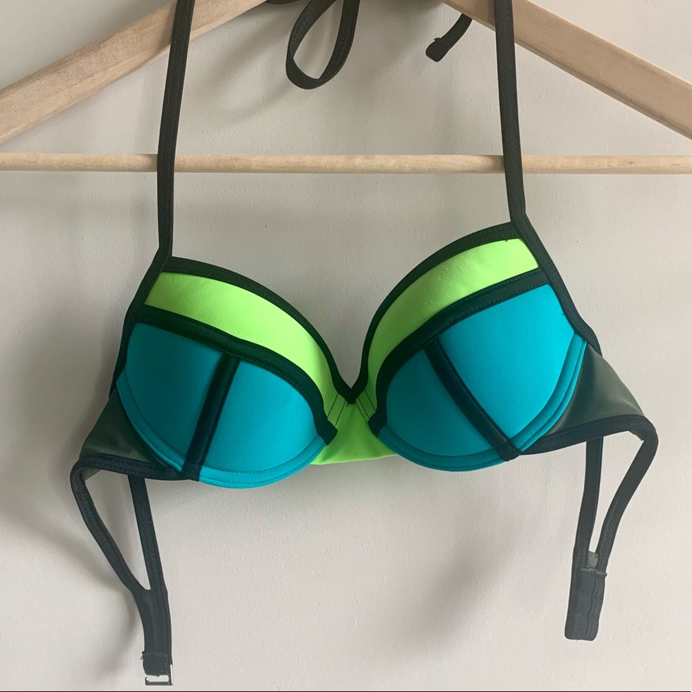 Color Block Push-up Halter Bikini Top